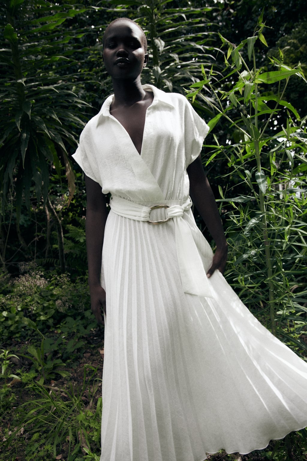 The Best White Dresses To Wear This Summer 2023
