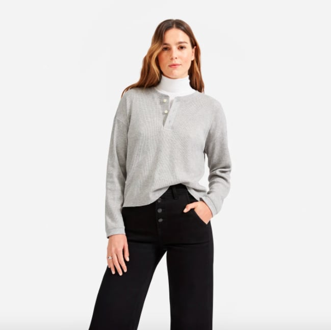 Everlane Women's Henley Waffle Tee in Heather Gray