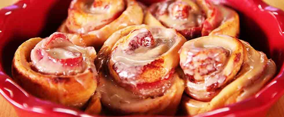 Easy Maple Bacon Cinnamon Rolls