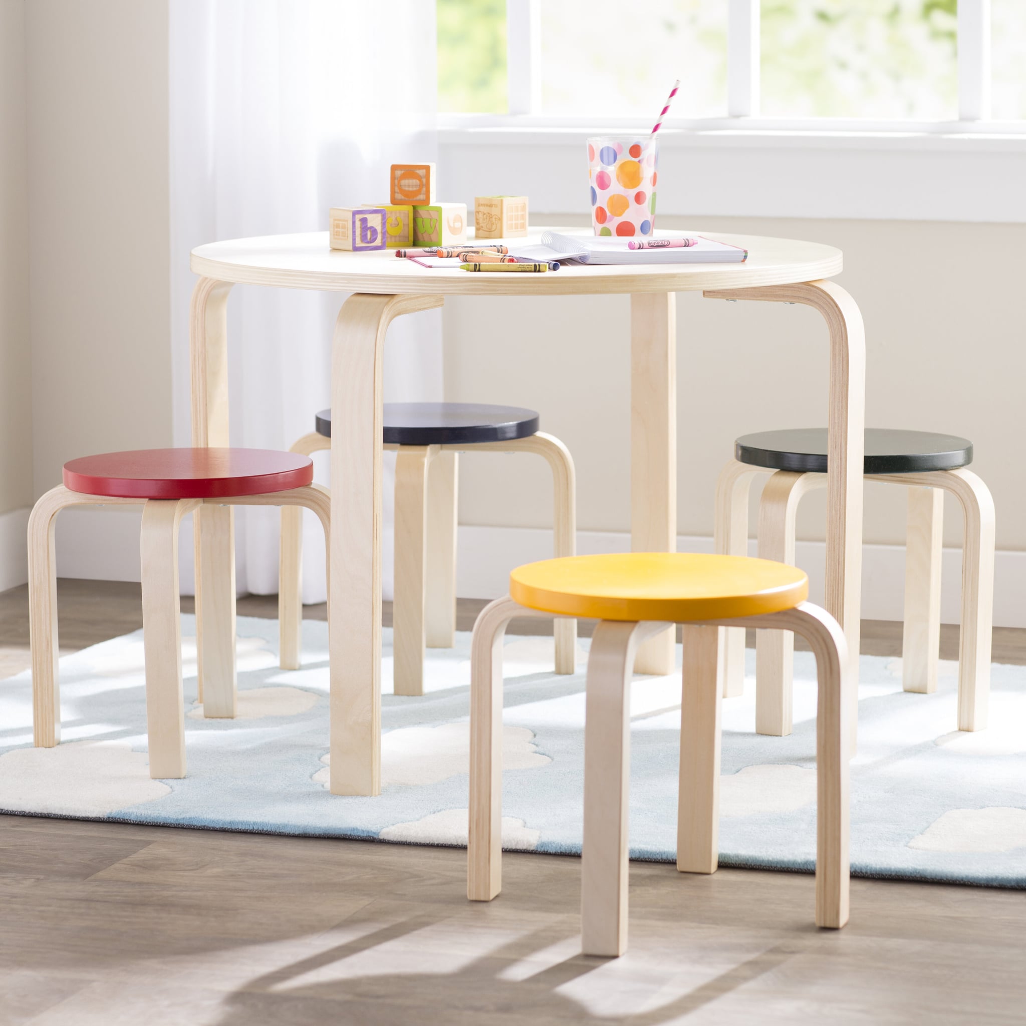 Kahn Kids 5 Piece Table and Chair Set