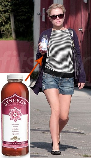 Photo of Anna Paquin Drinking Kombucha | POPSUGAR Fitness