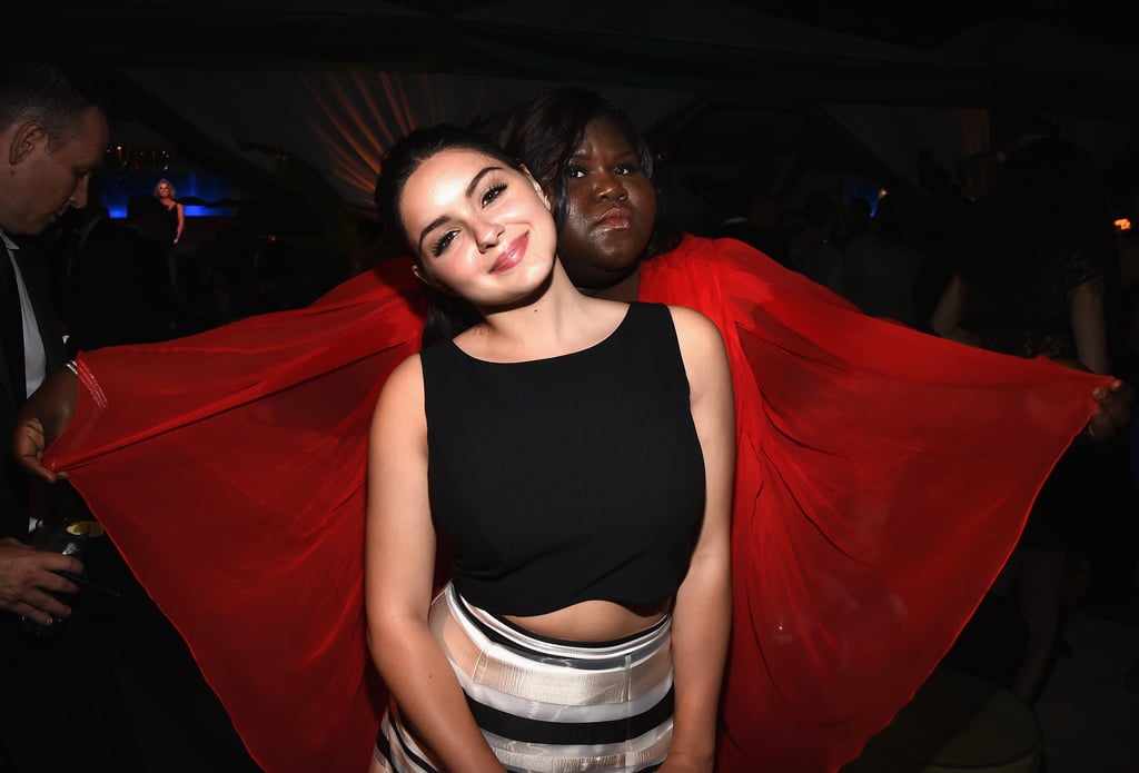 Ariel Winter got hilariously photobombed by Gabourey Sidibe during the Fox/FX party.