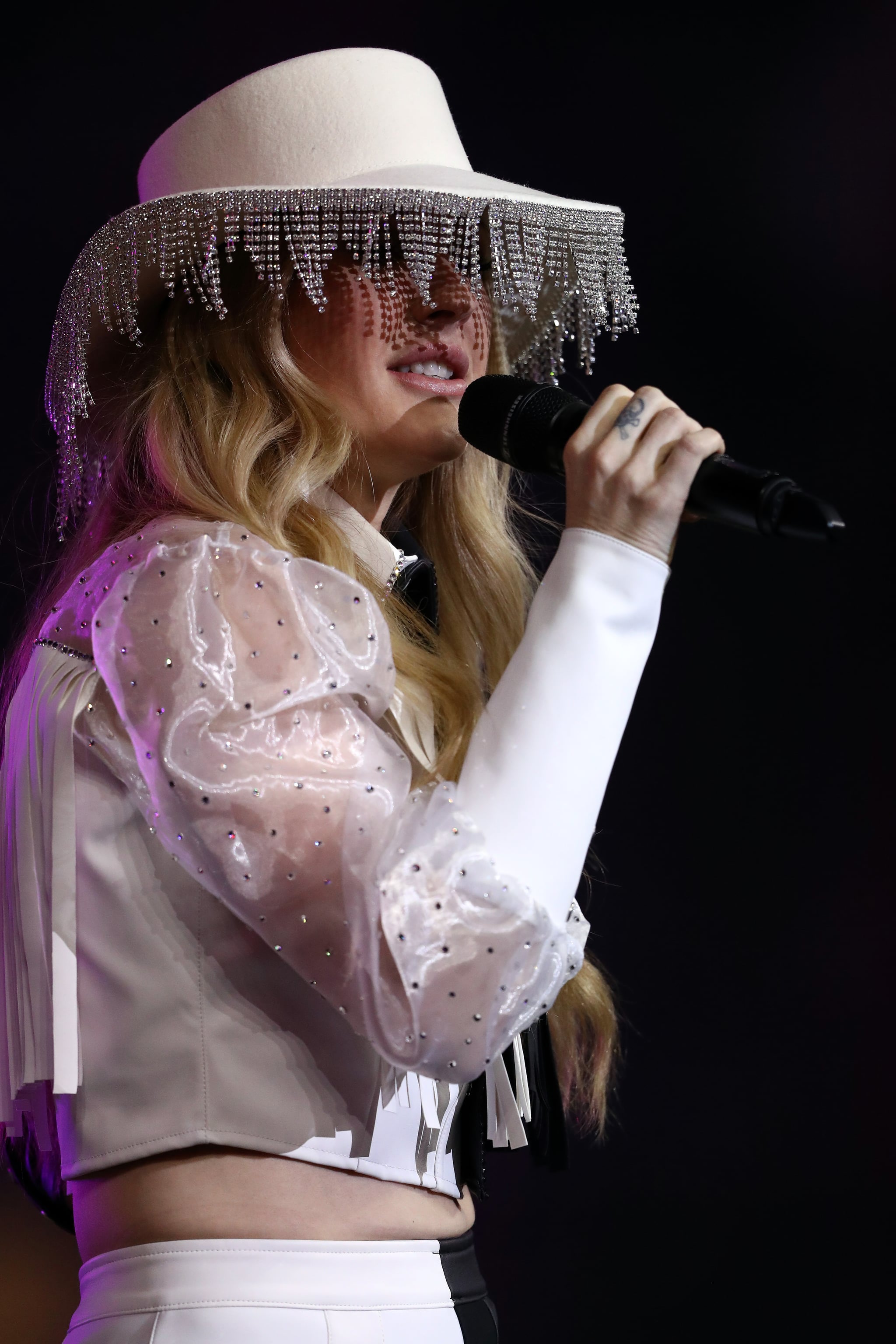 Ellie Goulding at the Buffalo Bills and Dallas Cowboys Half Time