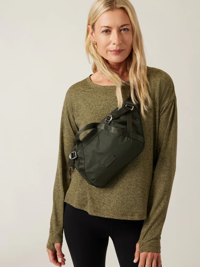 A Large Fanny Pack: Athleta Excursion Waistbag