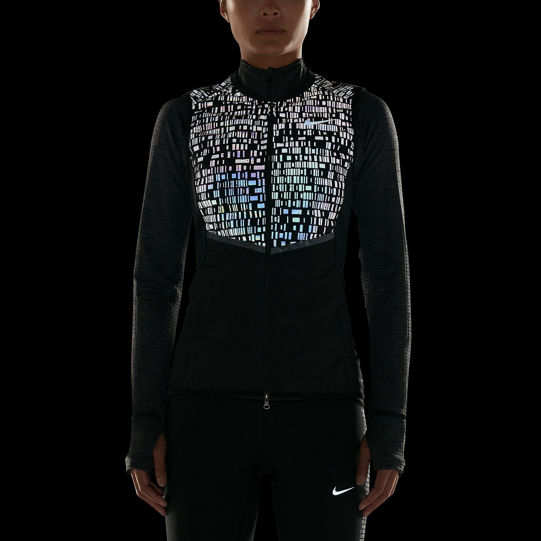 Nike Aeroloft Flash Vest | The Best, Most Stylish Reflective Running Gear For Nighttime Workouts | POPSUGAR Fitness Photo 3