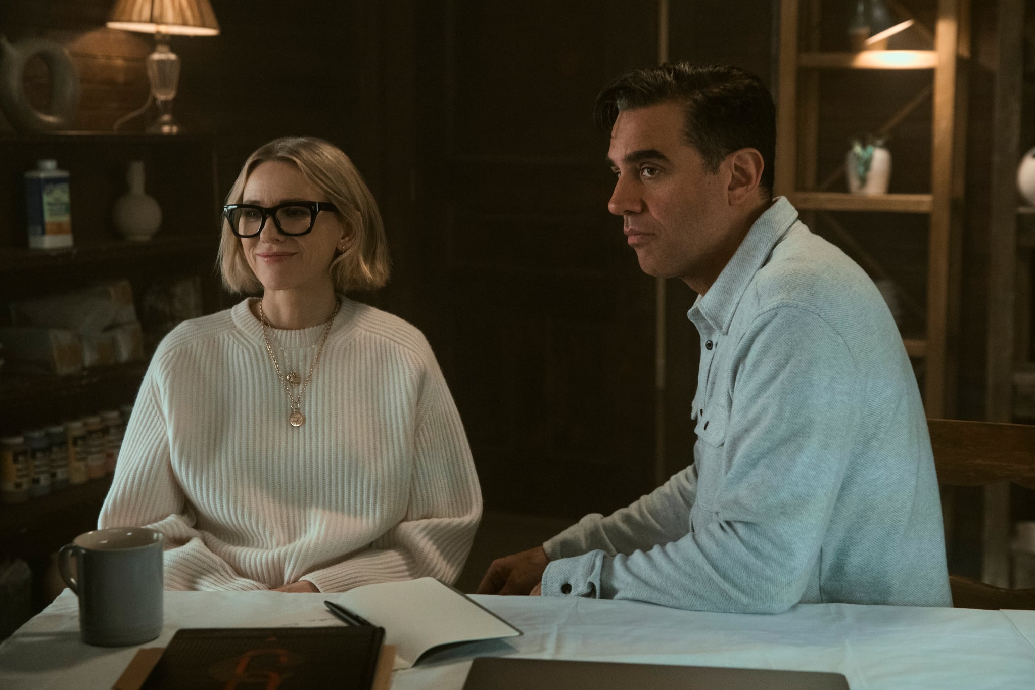 The Watcher. (L to R) Naomi Watts as Nora Brannock, Bobby Cannavale as Dean Brannock in episode 106 of The Watcher. Cr. Eric Liebowitz/Netflix © 2022