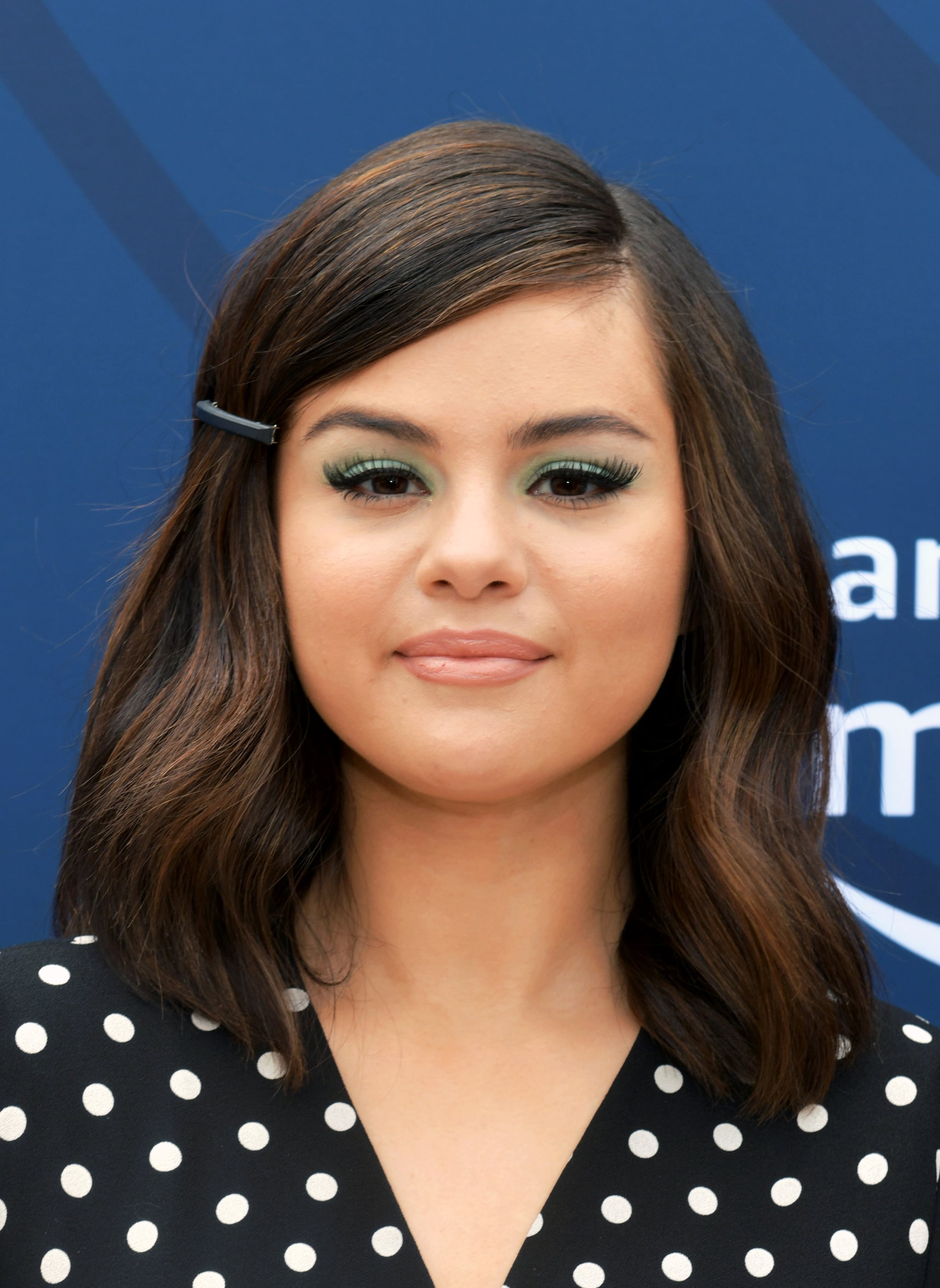 Selena Gomez S Glitter Green Eye Shadow New Year S Eve Makeup Ideas That Are Easier Than They Look Popsugar Beauty Photo 2