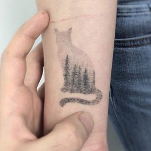 15 Perfect Dotwork Tattoo Designs for Women and Men