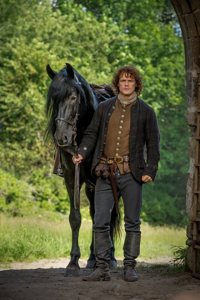 Jamie (Sam Heughan) looks concerned.