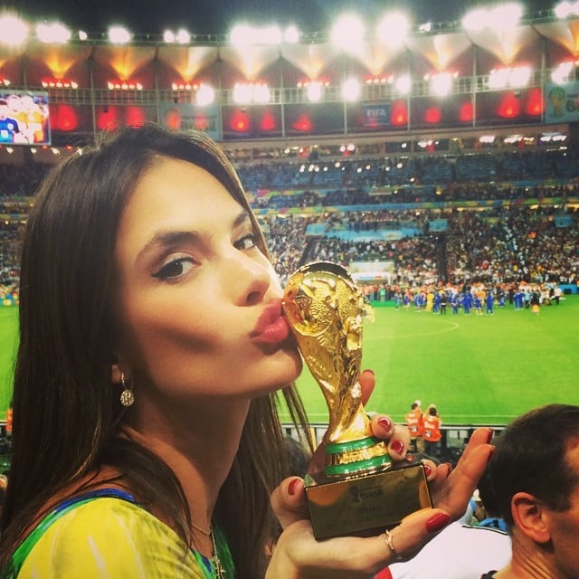 Alessandra Ambrosio showed her World Cup spirit.
Source: Instagram user alessandraambrosio