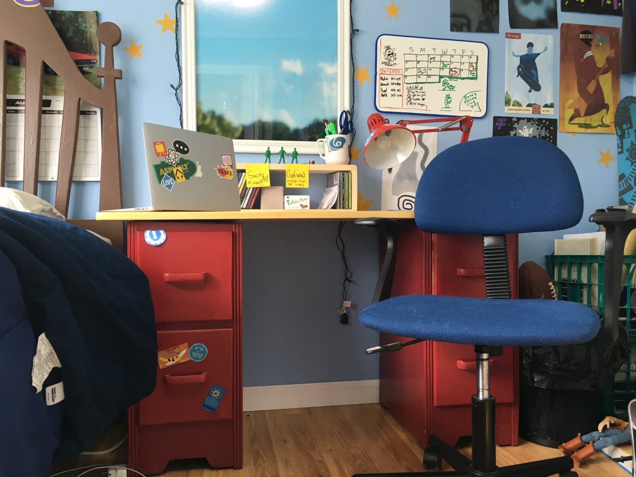 The Desk These Toy Story Enthusiasts Made An Insane Real Life