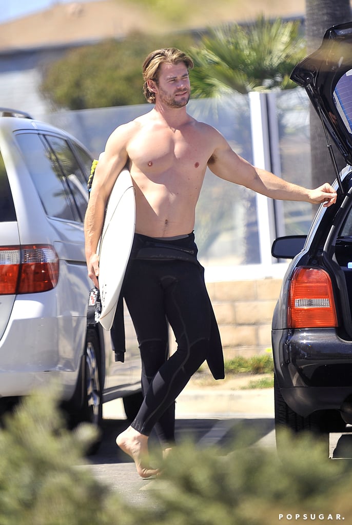 Chris Hemsworth Shirtless Pictures