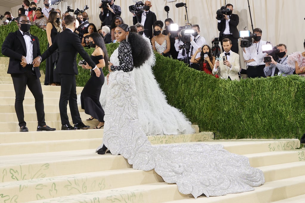 Simone Biles Wears 88-Pound Dress to the 2021 Met Gala | POPSUGAR ...