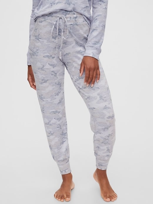 Gap Soft Knit Joggers in Grey Camo Print