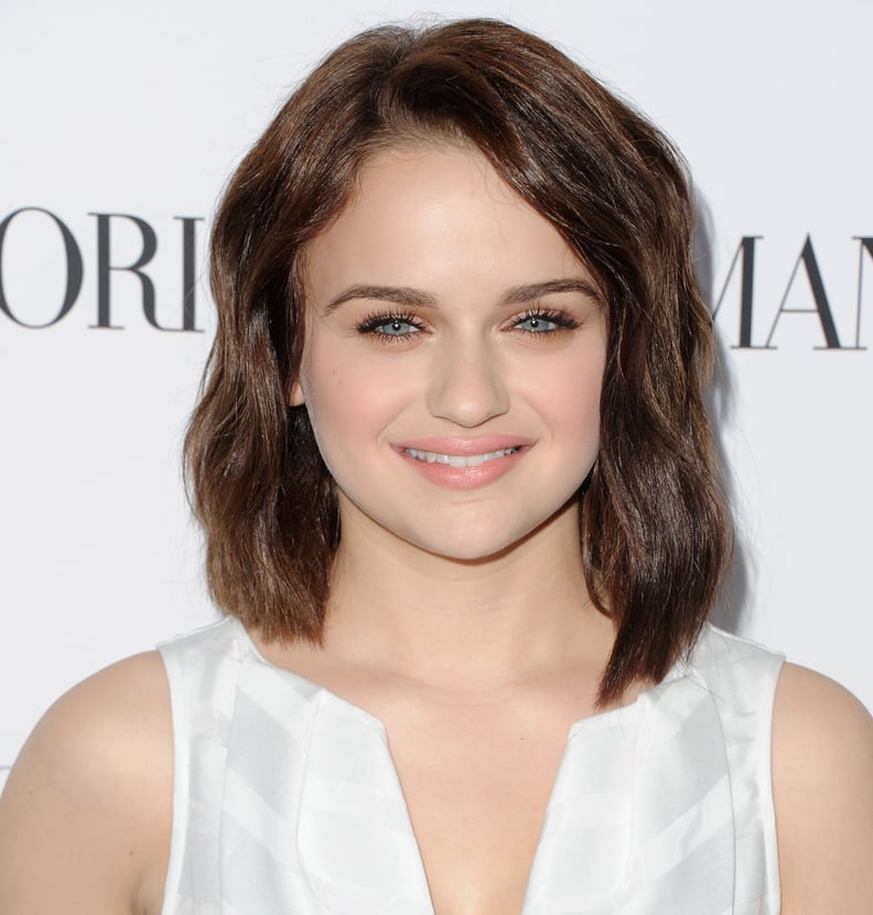 Joey King's Asymmetrical Bob