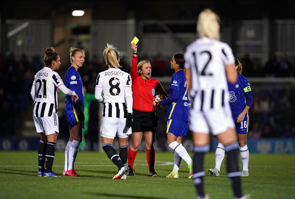 Sam Kerr Takes Down Pitch Invader at Chelsea-Juventus Game