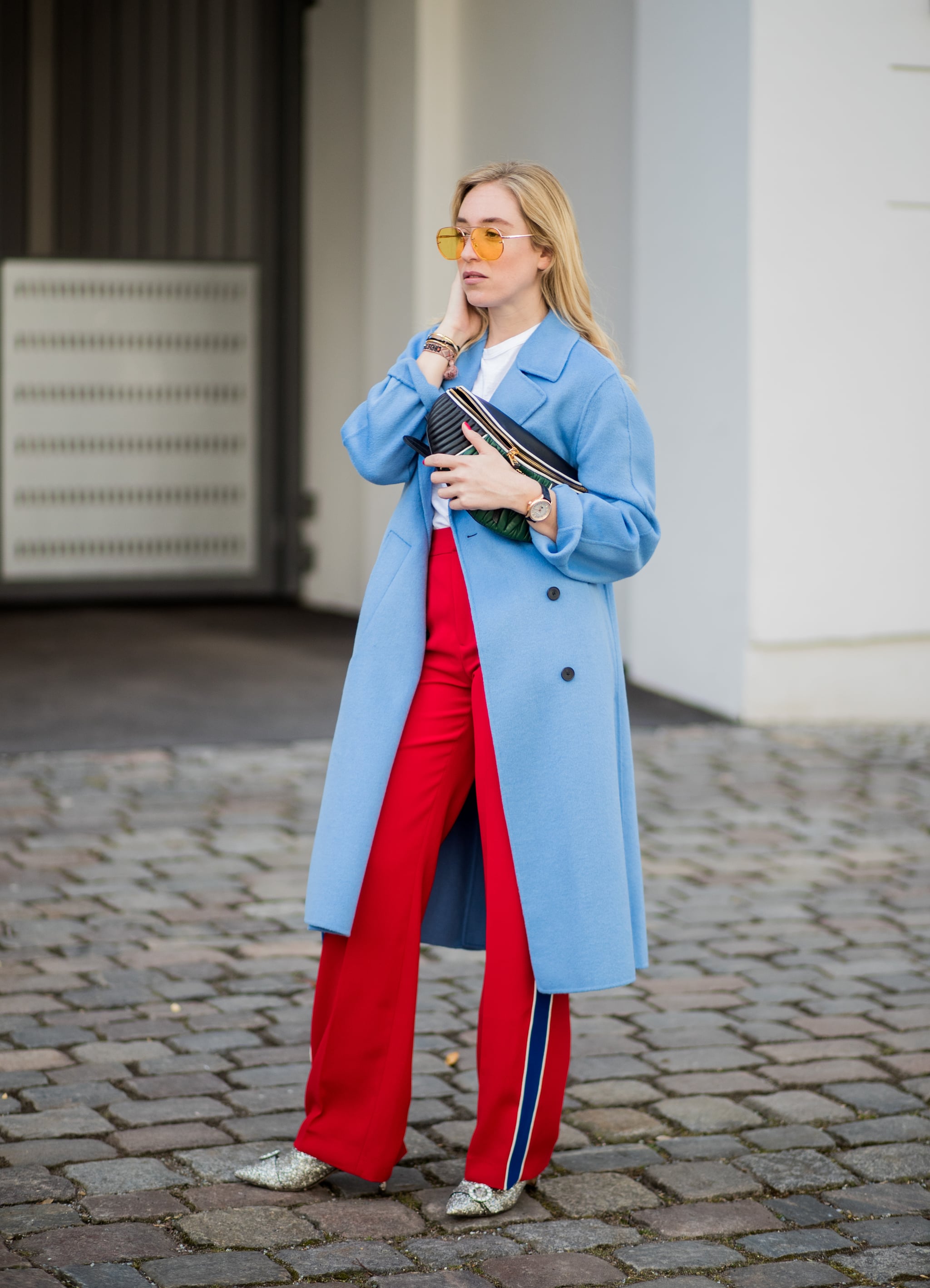 Light blue and shop red outfit