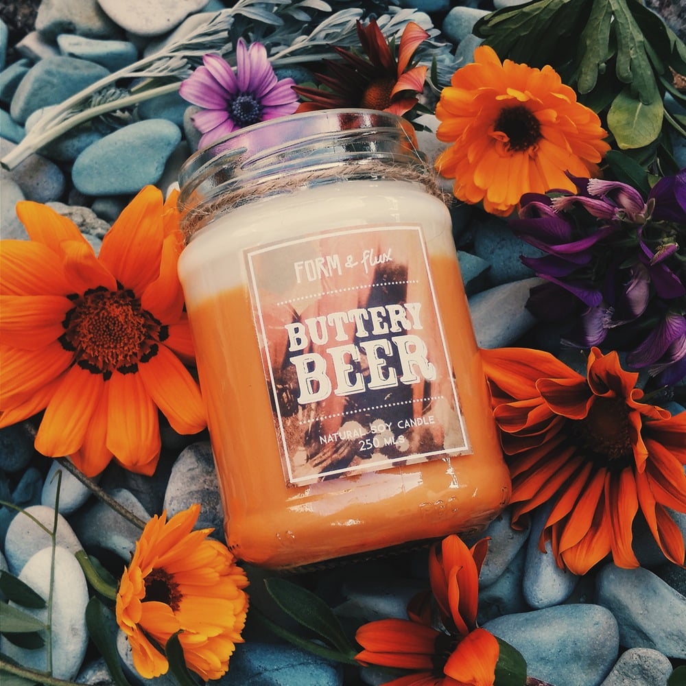 Buttery Beer candle ($15) with fluffy vanilla ice cream, sticky butterscotch, and cinnamon fizz notes