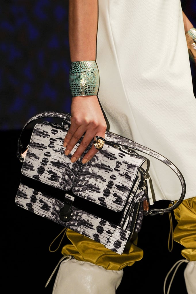 Kenzo
Kenzo