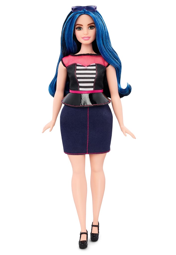 Curvy Barbie Barbie With New Body Types And Skin Tones Popsugar 