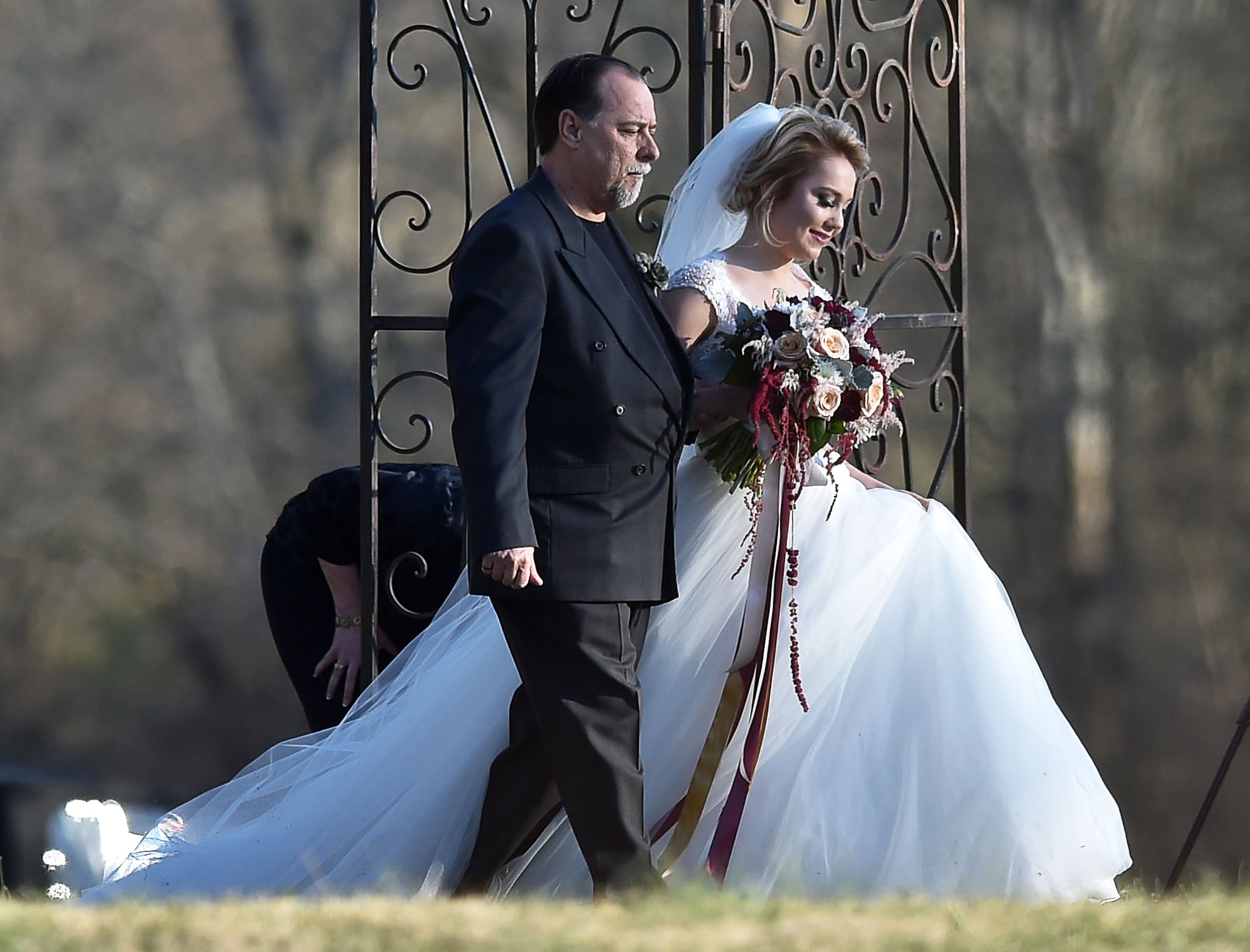 Gwen Stefani And Blake Shelton At Raelynn S Wedding 2016 Popsugar Celebrity