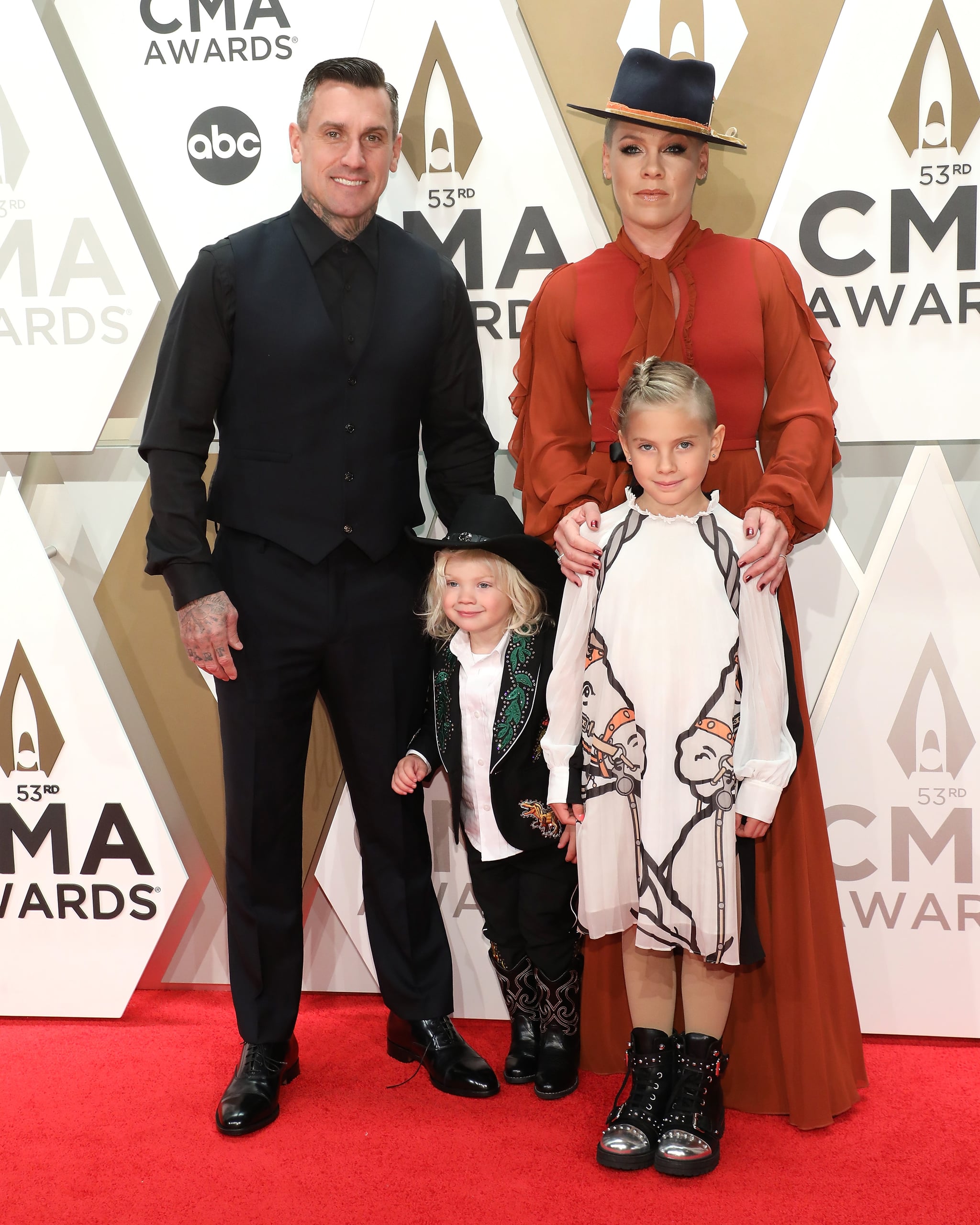 NASHVILLE, TENNESSEE - NOVEMBER 13: (FOR EDITORIAL USE ONLY)  Carey Hart, P!nk, Jameson Hart, and Willow Hart attend the 53nd annual CMA Awards at Bridgestone Arena on November 13, 2019 in Nashville, Tennessee. (Photo by Taylor Hill/Getty Images)
