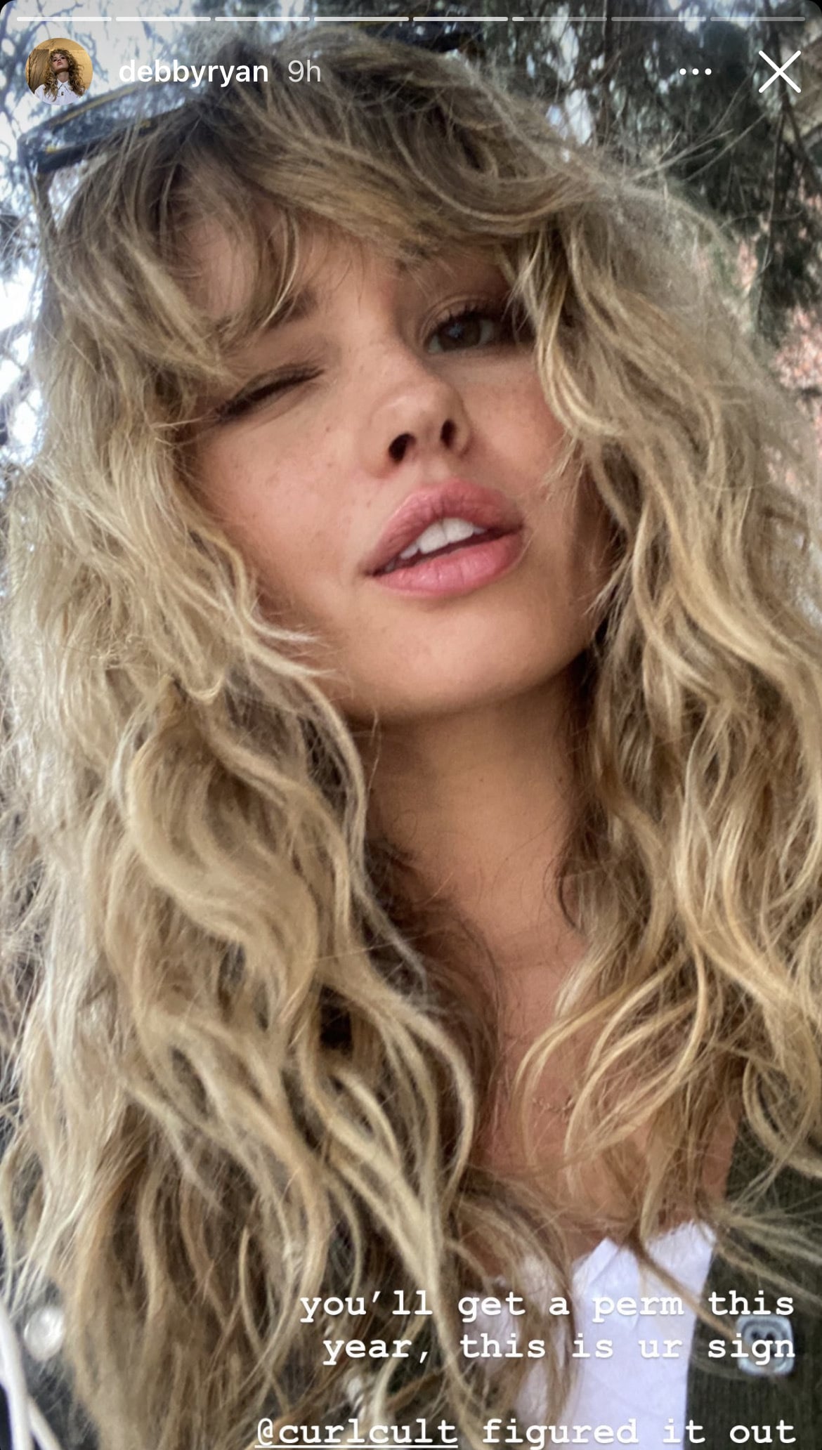 Debby Ryan Gets A Perm Hairstyle Popsugar Beauty