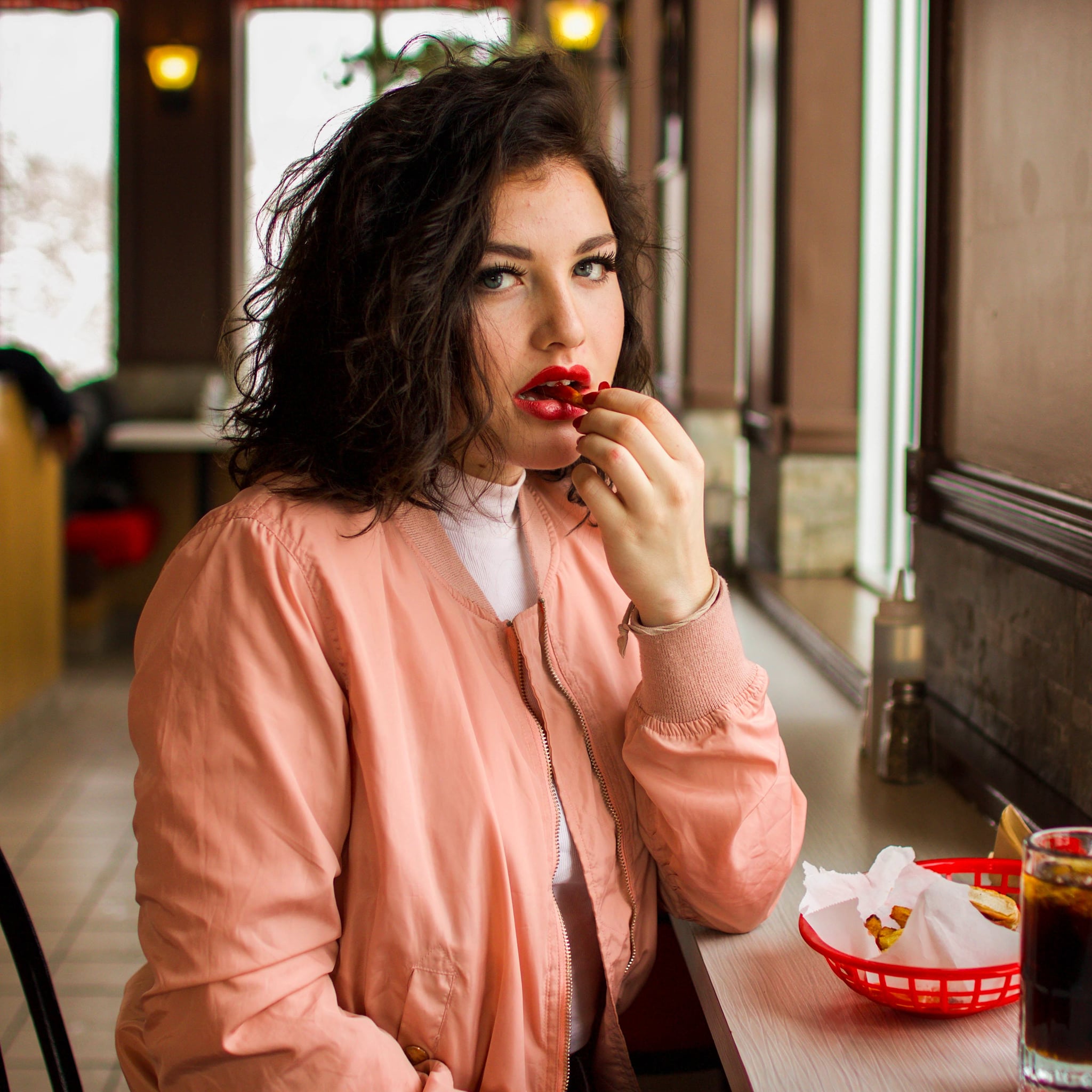 Signs Of A Bad First Date Popsugar Love Sex Here are some of the funniest, weirdest and it was a first date with a friend of a friend. signs of a bad first date popsugar