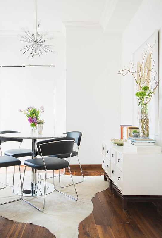 Lo's dining room seating area was completed with the addition of four