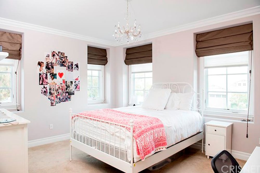 Kris Jenner Buys House Rumored For Rob Kardashian