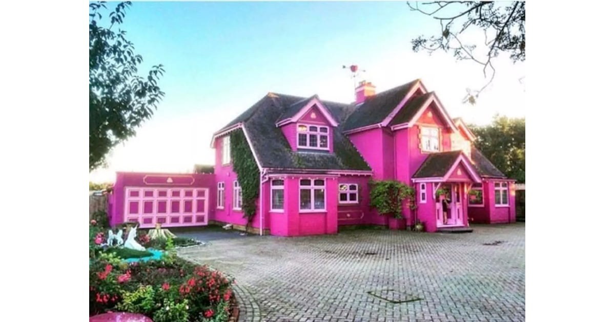 Eaton House Studio Pink Airbnb POPSUGAR Home UK Photo 2