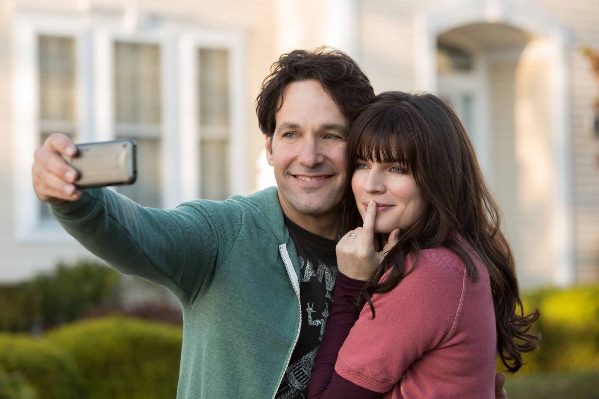 LIVING WITH YOURSELF, from left: Paul Rudd, Aisling Bea, (Season 1, ep. 105, aired Oct. 18, 2019). photo: Eric Liebowitz / Netflix / courtesy Everett Collection