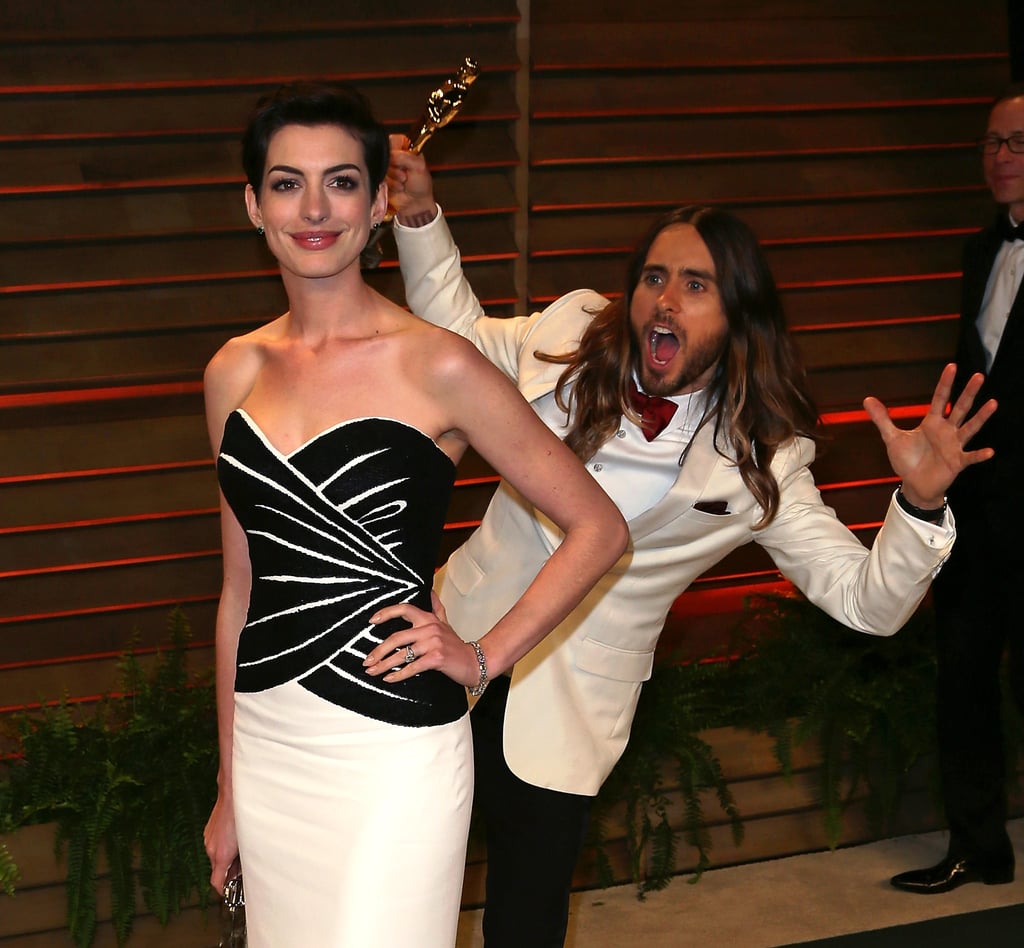 Jared Leto Photobombing Anne Hathaway After the Oscars