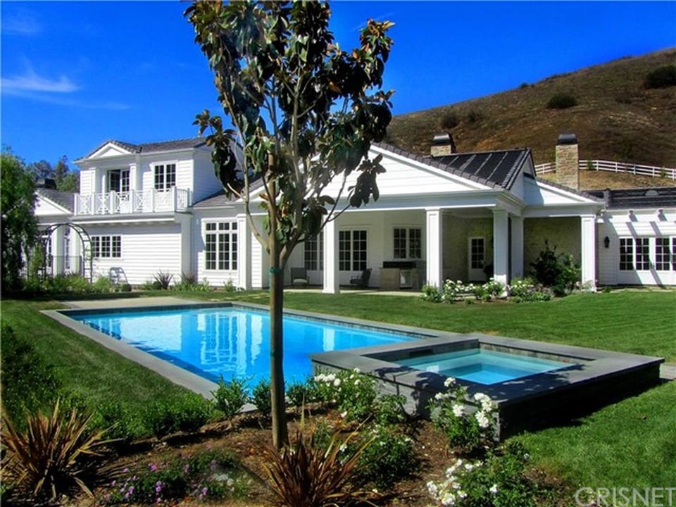 Kylie Jenner Buys Second Calabasas Mansion | POPSUGAR Home Photo 3