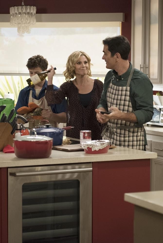 Modern Family Thanksgiving TV Episodes 2014 POPSUGAR Entertainment