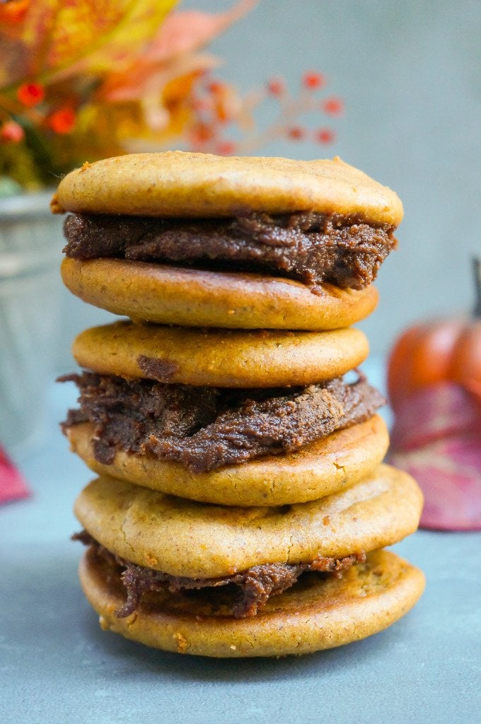 Paleo Pumpkin Pie Cookie Sandwiches With Chocolate Cinnamon Filling