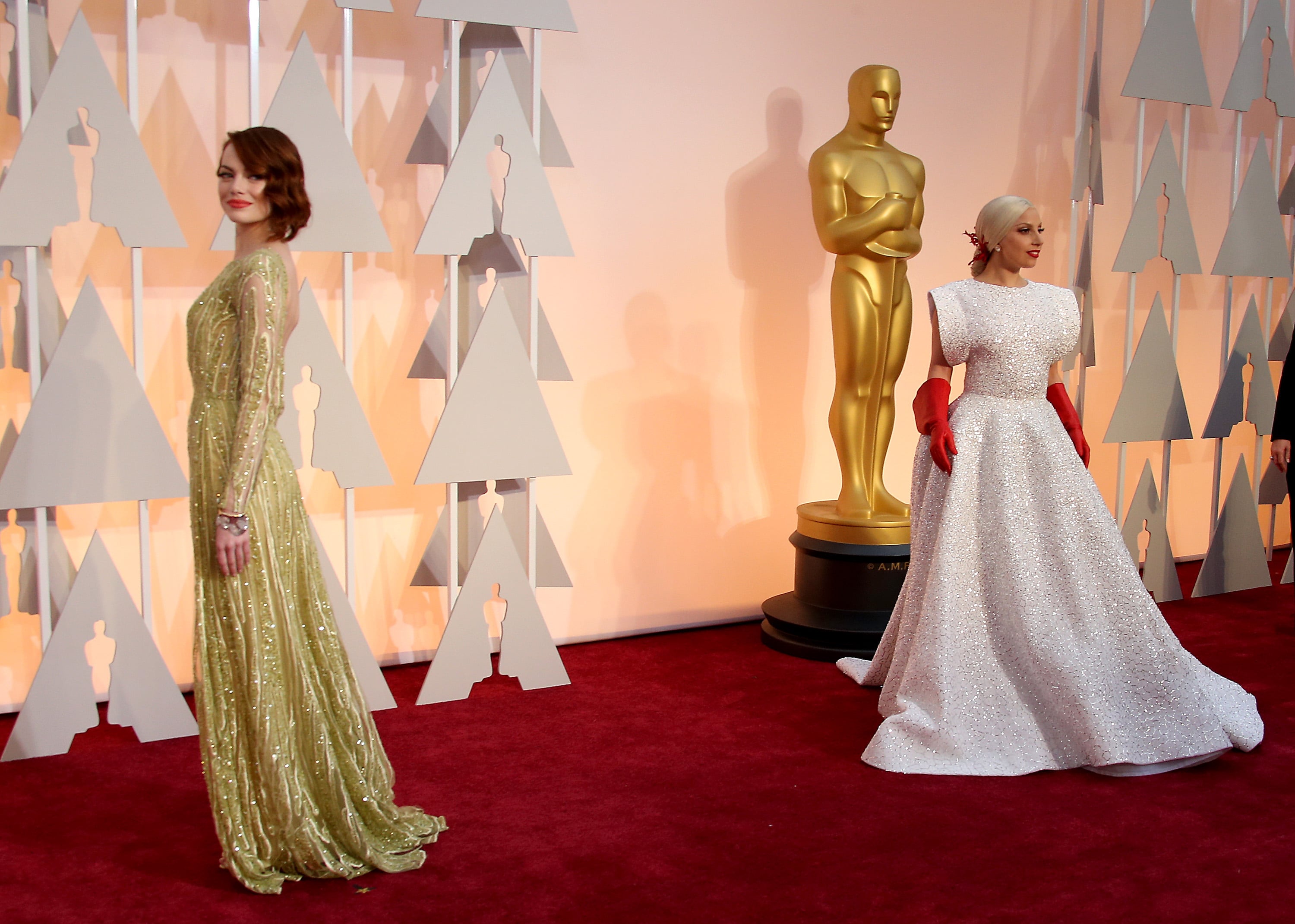 Zoe Saldaña leads the efforts for a sustainable Oscars red carpet