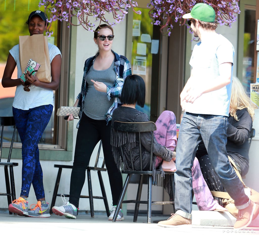 Pregnant Leighton Meester Pictures Pregnant Leighton Meester Pictures