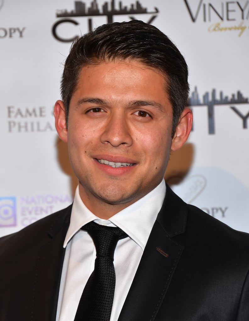 David Castañeda as Diego Hargreeves