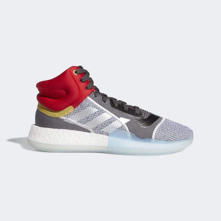 Adidas best sale avengers 2019