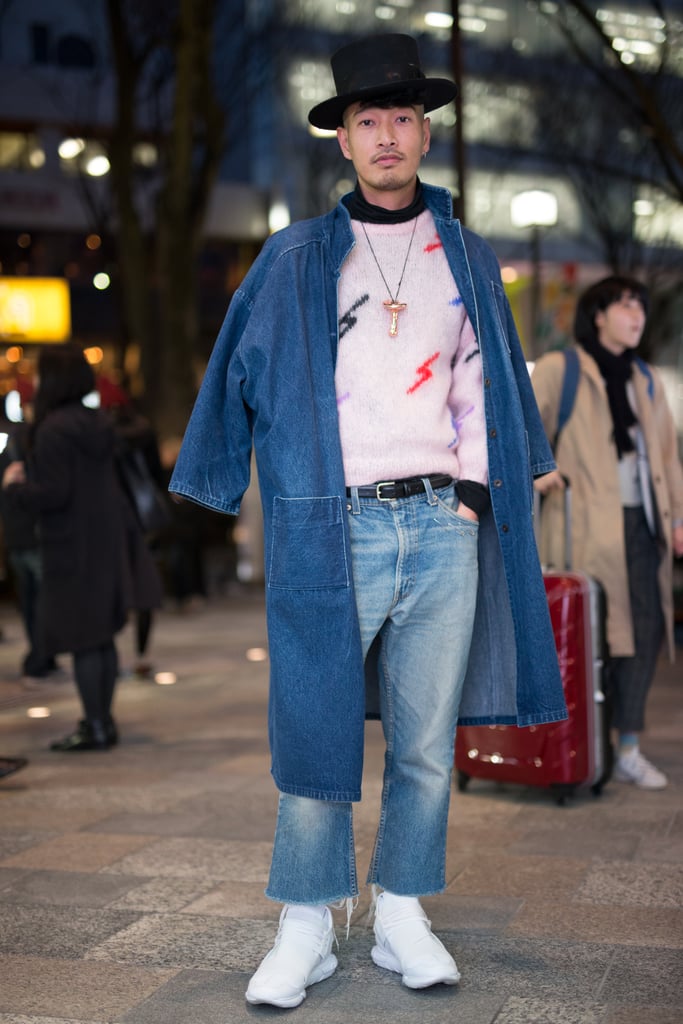Mix Two Washes of Denim For a Modern Look | Tokyo Fashion Week Street ...