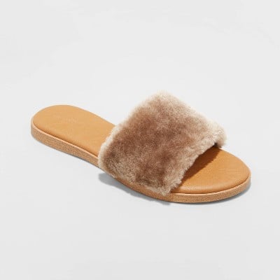 Universal Thread Women's Kara Faux Fur Slide Sandals