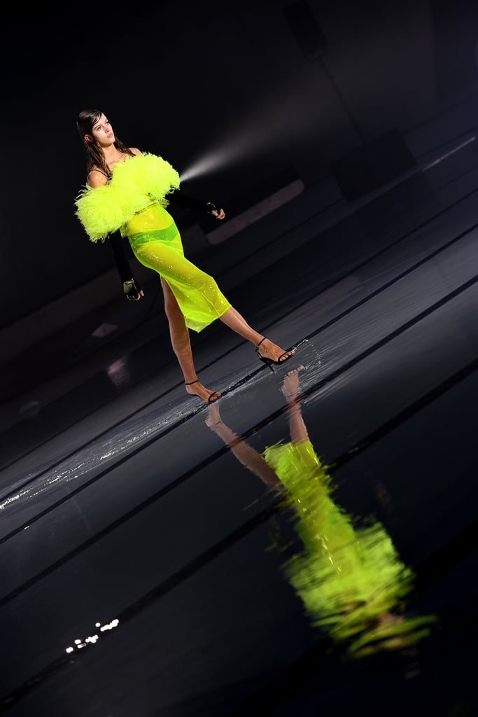 Beyoncé Knowles Performs in Neon David Koma at the Oscars