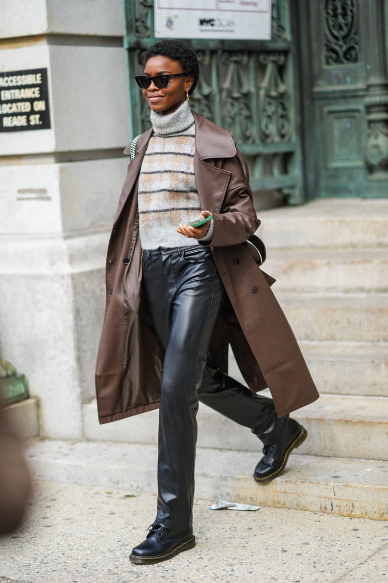 burgundy leggings and leather jacket  Leather pants outfit, Burgundy  leggings, Fashion