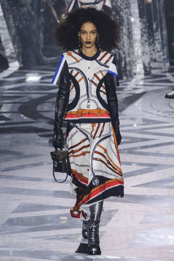 Louis Vuitton Fall 2016 Runway
