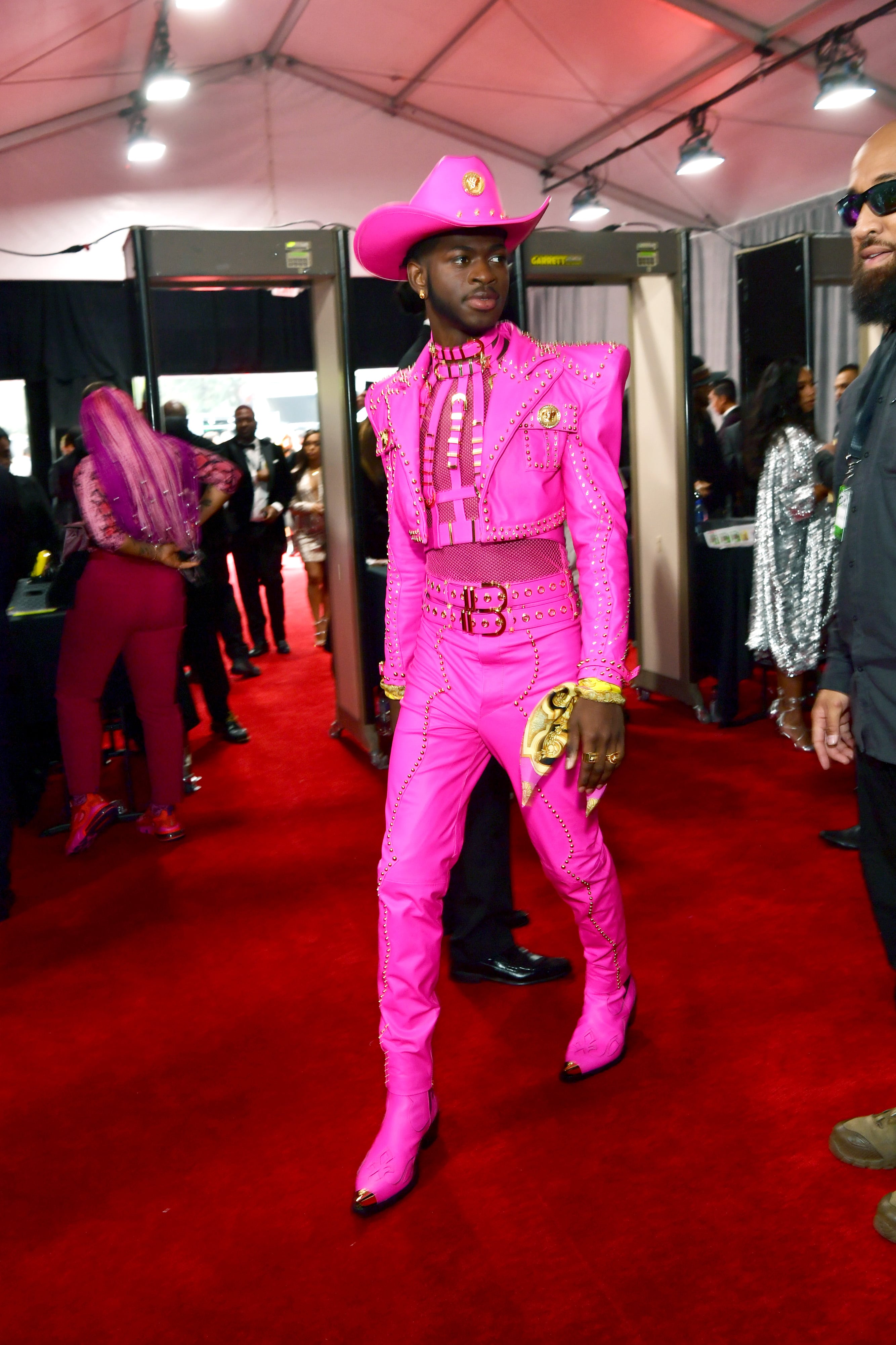 Lil Nas X Wears a Neon Versace Look & More Men in Pink at the 2020 Grammy  Awards