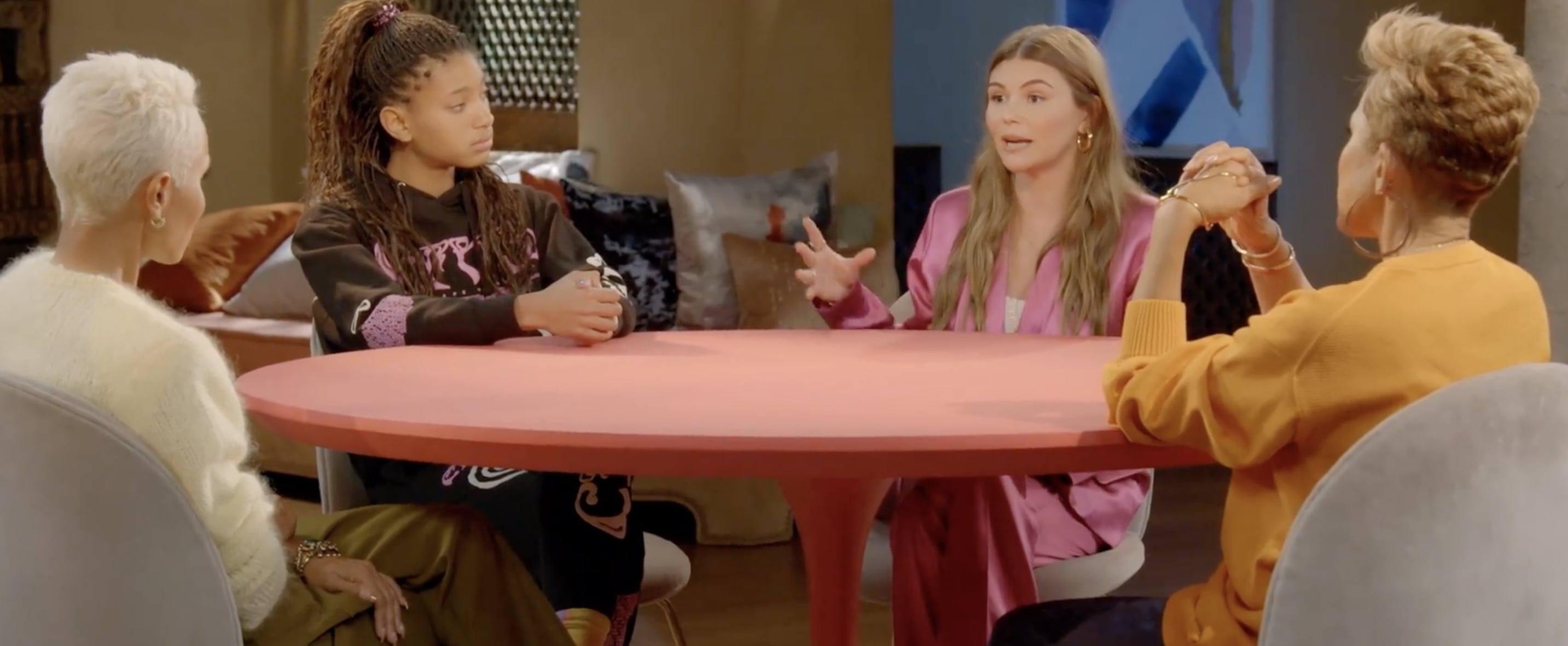 Why Olivia Jade Shouldnt Have Been On Red Table Talk Popsugar Celebrity