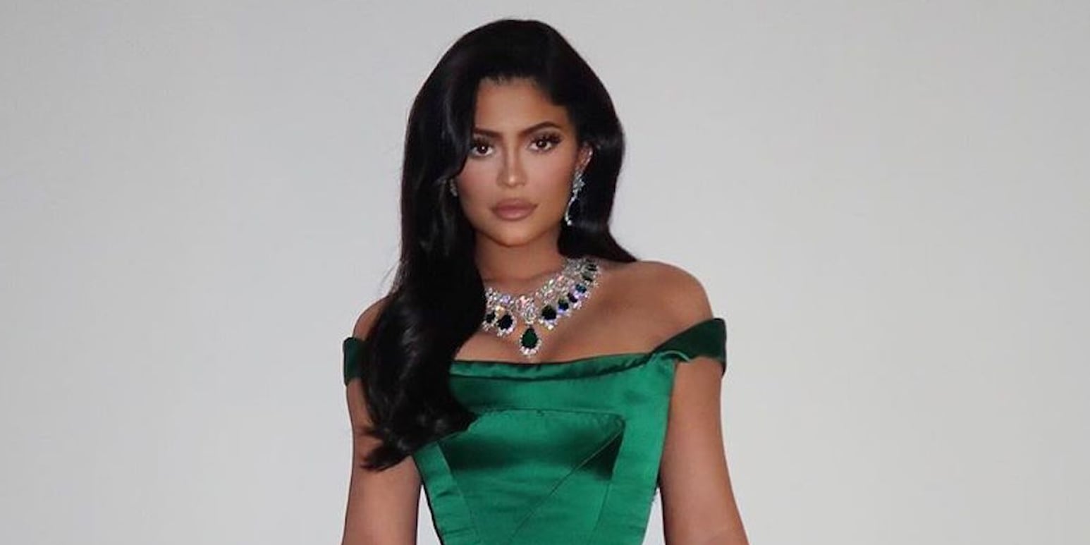 green emerald velvet dress Kylie Vip Green Luxe Tassel Fringe Sequin Embellished Illusion Dress – Nazz  Collection main image 0