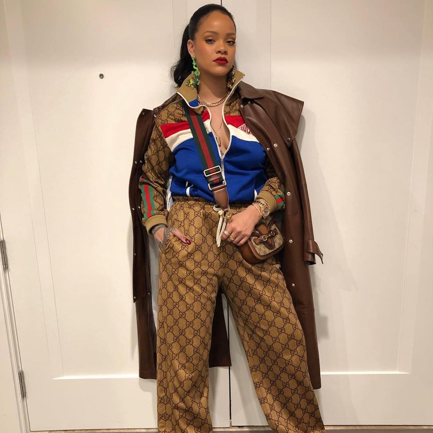 Guggenheim Museum gør ikke højde Rihanna's Gucci Tracksuit | POPSUGAR Fashion