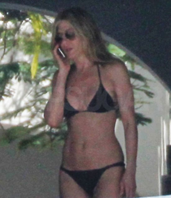 Pictures of Jennifer Aniston Bikini.